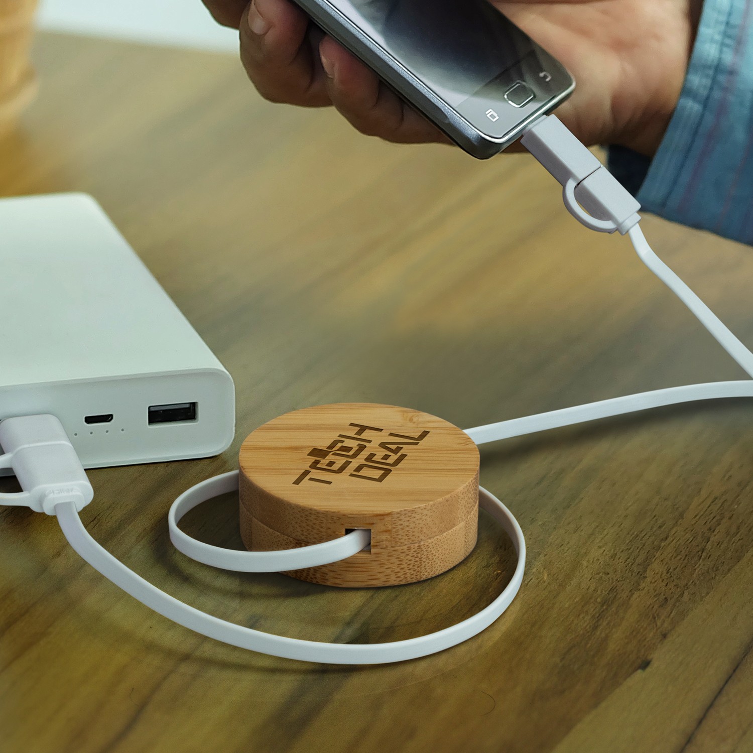 124859 - Bamboo Retractable Charging Cable - Image 7