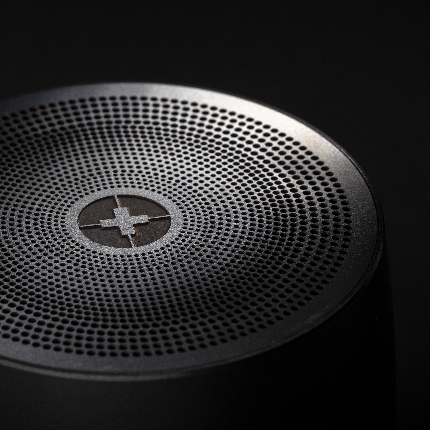120860 - Swiss Peak Bass Speaker - Image 8