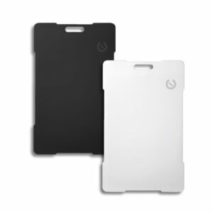 129599 – Carbon Bluetooth Tracker