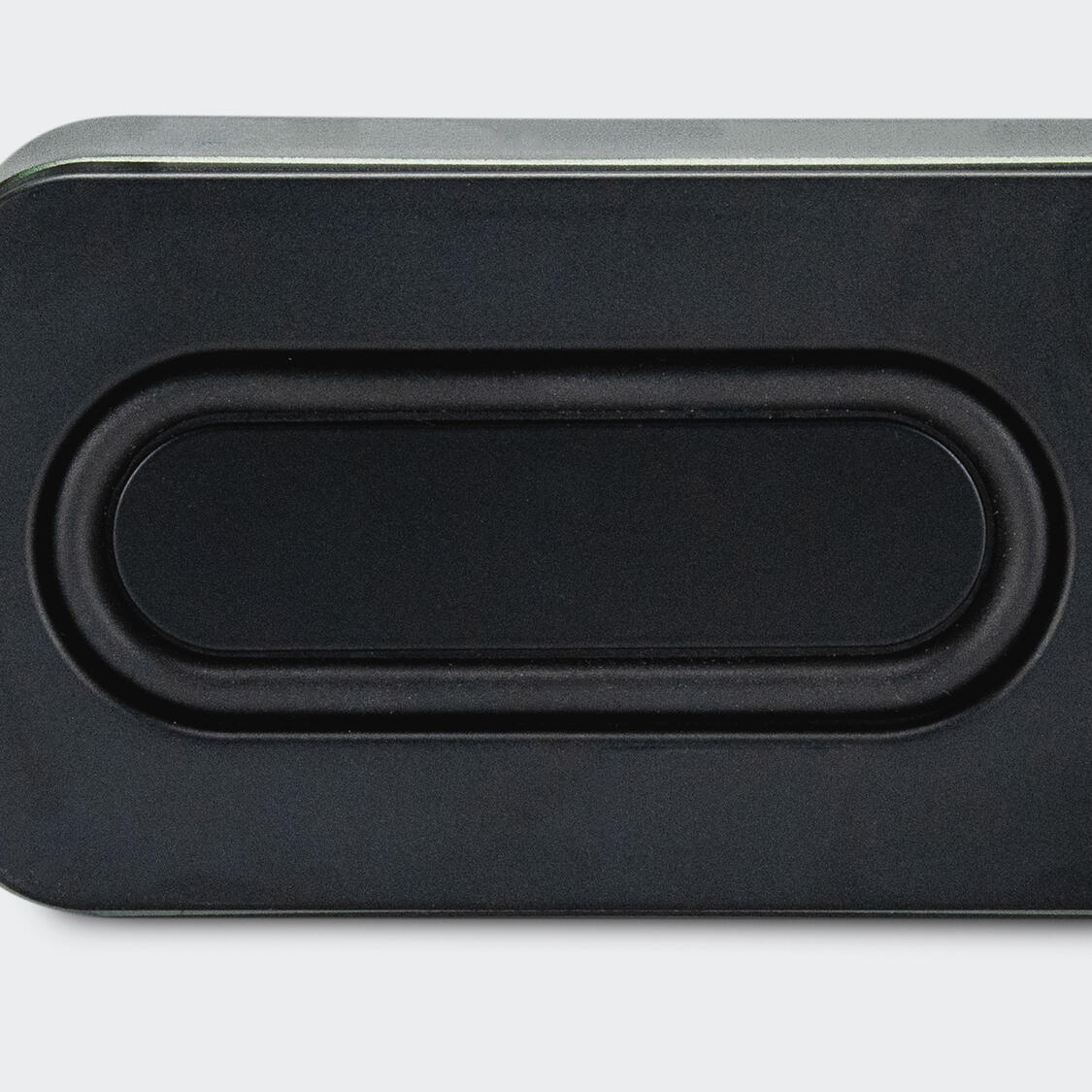 134192 - Swiss Peak 10W Bass Speaker - Image 8